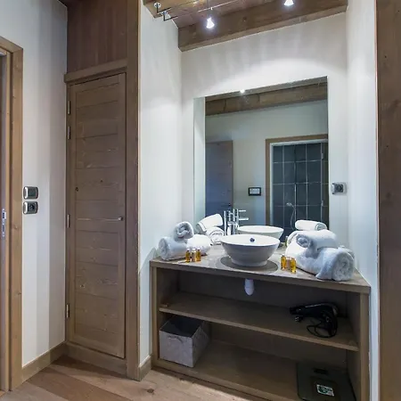 Foret Du Praz 8 Apartment *